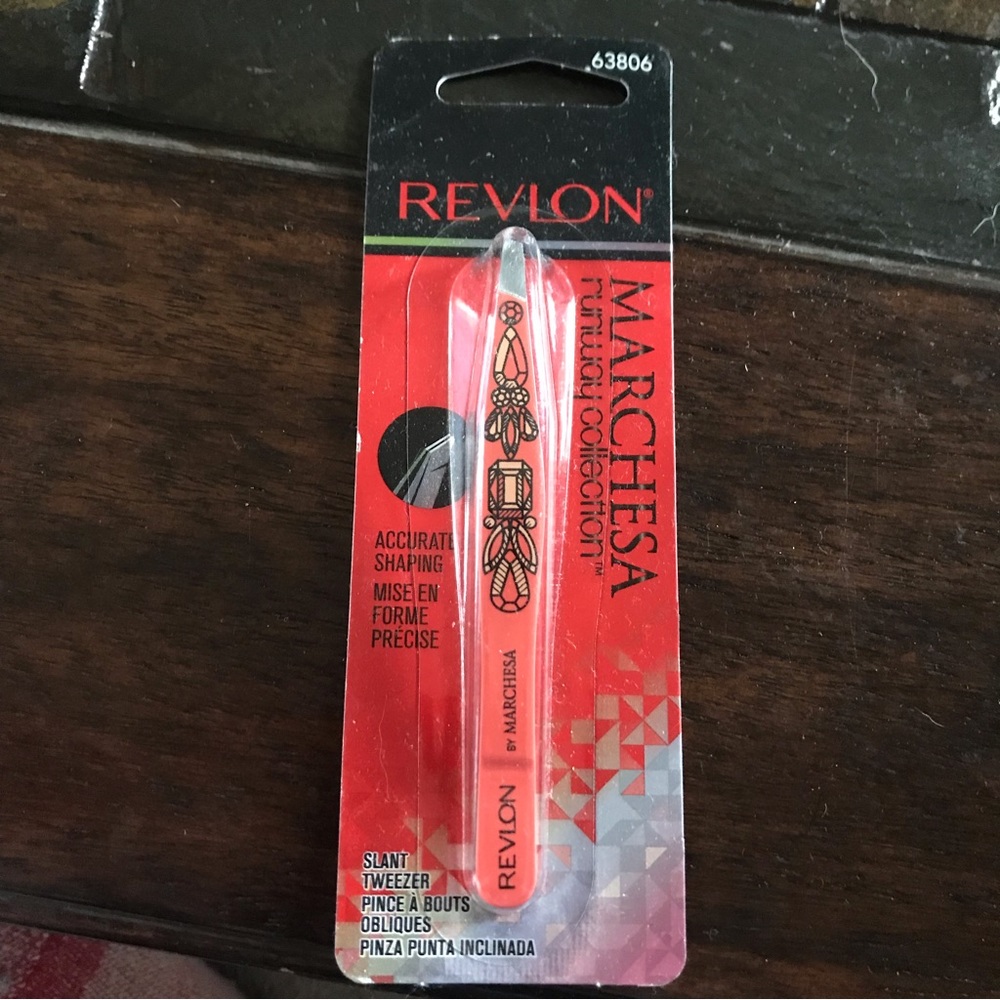 Revlon Marchesa runway collection slant tweezer